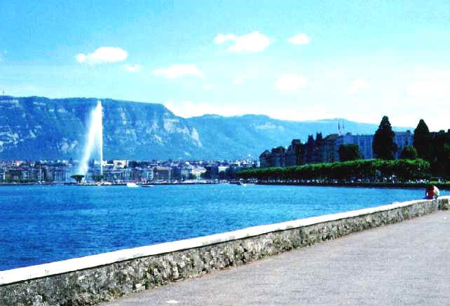 Lac Geneve.JPG (30961 octets)